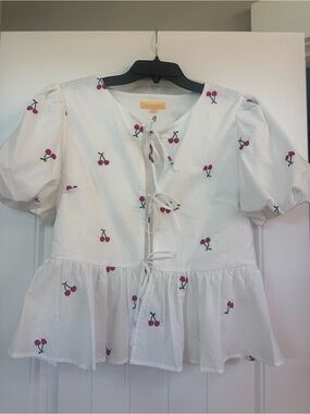 NWOT Flying Tomato White Cherry Tie-Front Peplum Blouse